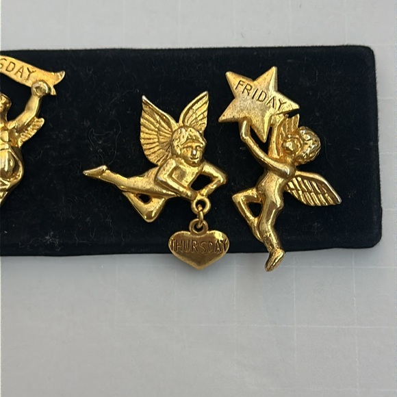 Vintage Gold Angel Day Of Week Pins - Picture 4 of 6